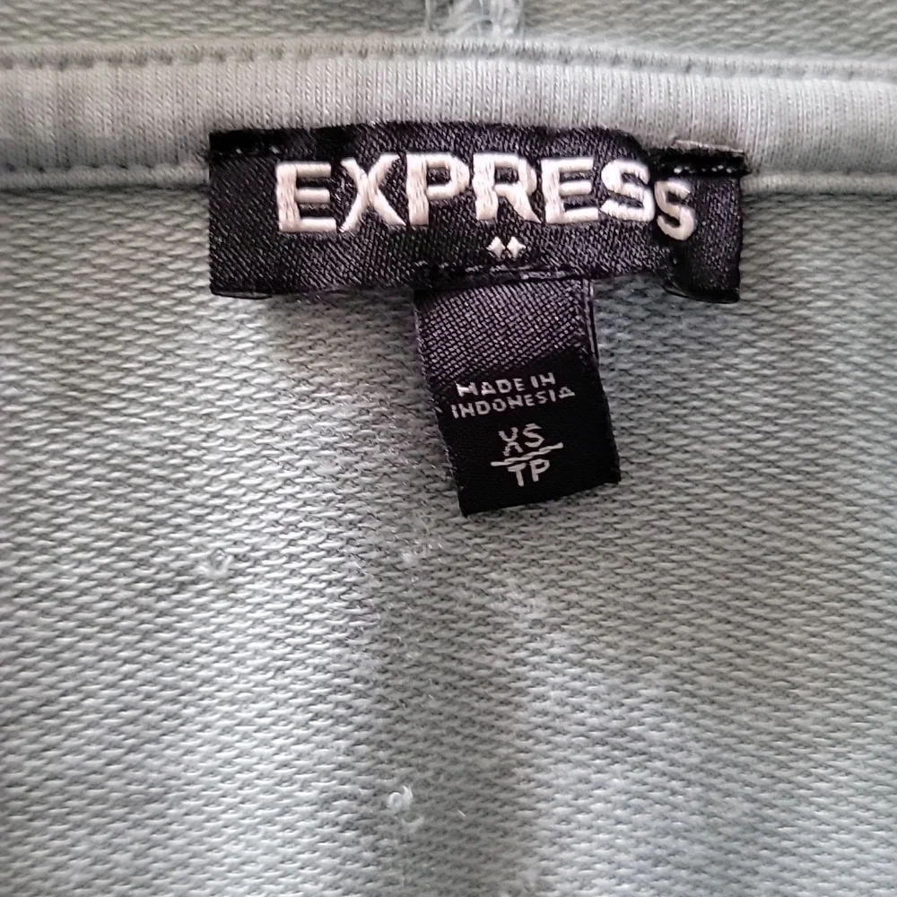 Womens crop top hoodie - Picture 2 of 3